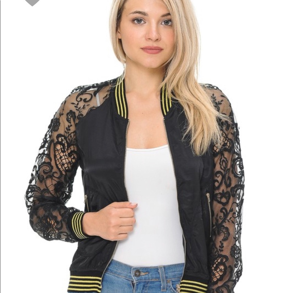 🎀Black lace jacket🎀 - Picture 8 of 8